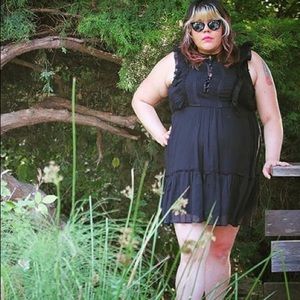 🚫 SOLD 🚫 H&M Black Sleeveless Dress 🚫 SOLD 🚫